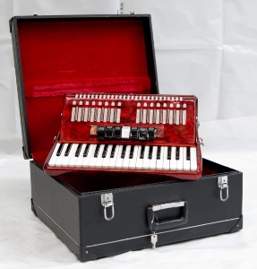 ACCORDEON 60B - couleur ROUGE Marbré